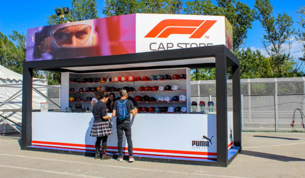 Cap Store in Fanzone.